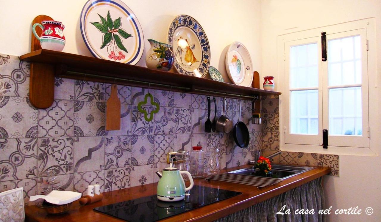 La Casa Nel Cortile Bed & Breakfast Вико Екуензе Екстериор снимка